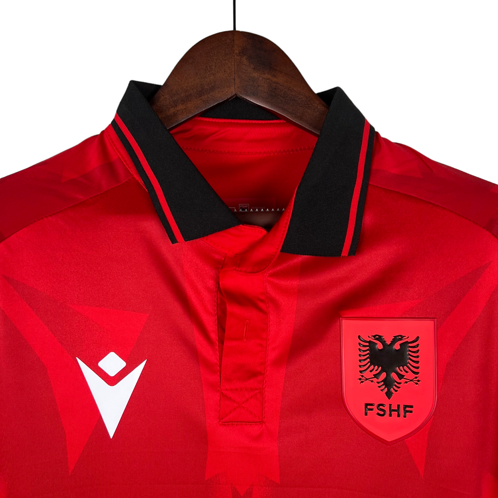 Miniatura: Camisa Seleção Albânia I 23/24 - Torcedor Macron Masculina - Vermelha com detalh