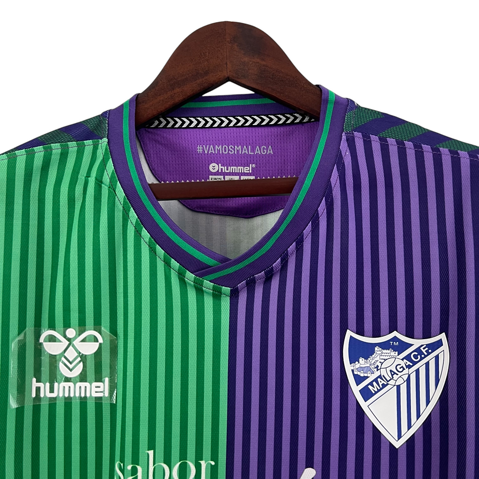 Miniatura: Camisa Málaga II 23/24 - Torcedor Hummel Masculina - Verde e roxo com detalhes e