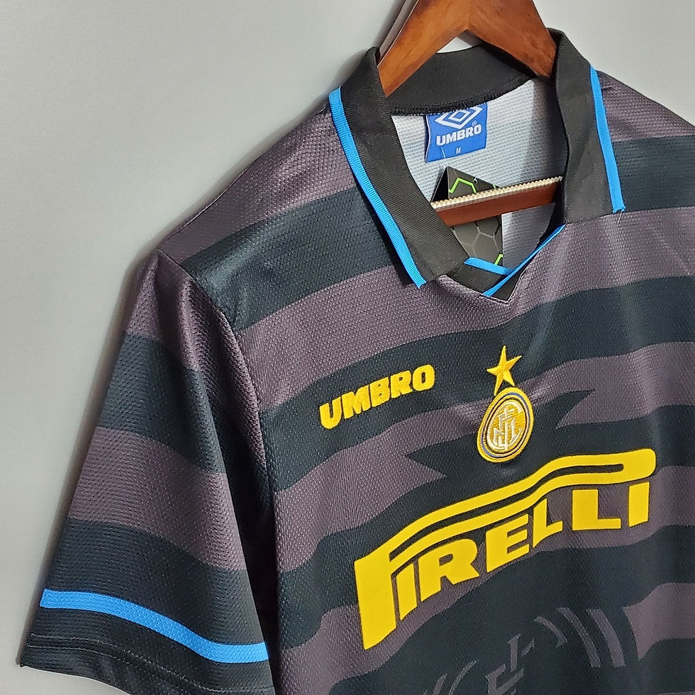 Miniatura: Camisa Retrô Inter de Milão II 1997/1998 - Masculina Umbro - Preta e cinza