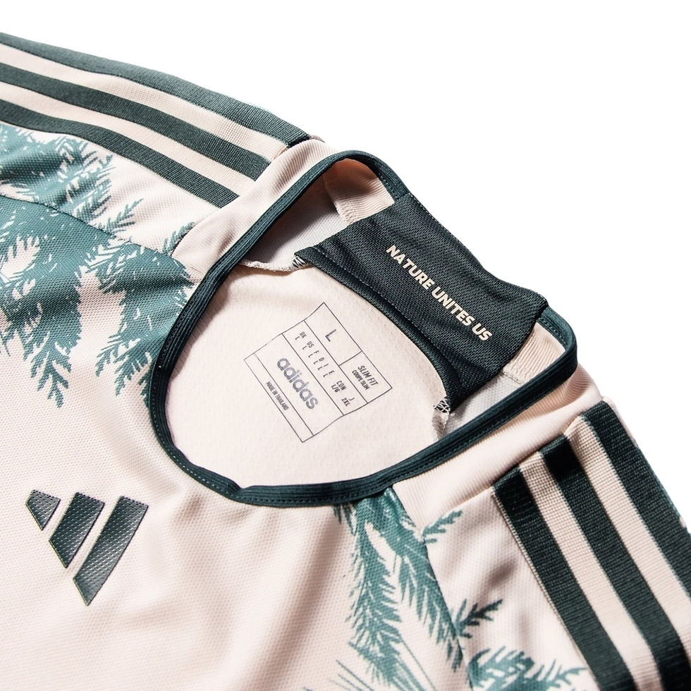 Miniatura: Camisa Portland Timbers II 24/25 - Torcedor Adidas Masculina - Bege com detalhes