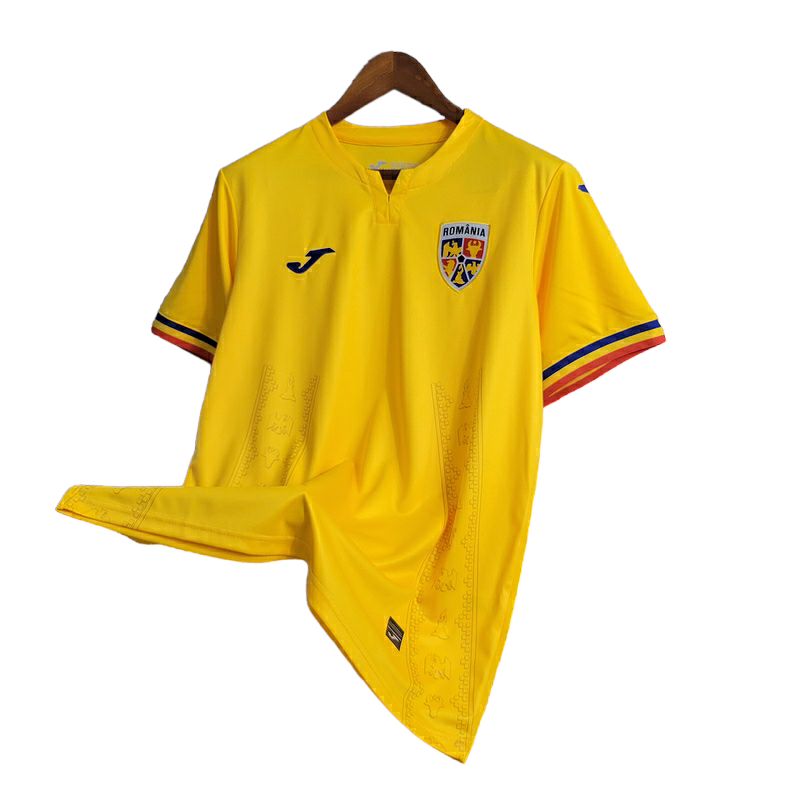 Miniatura: Camisa Seleção Romênia I 23/24 - Torcedor Joma Masculina - Amarela com detalhes 