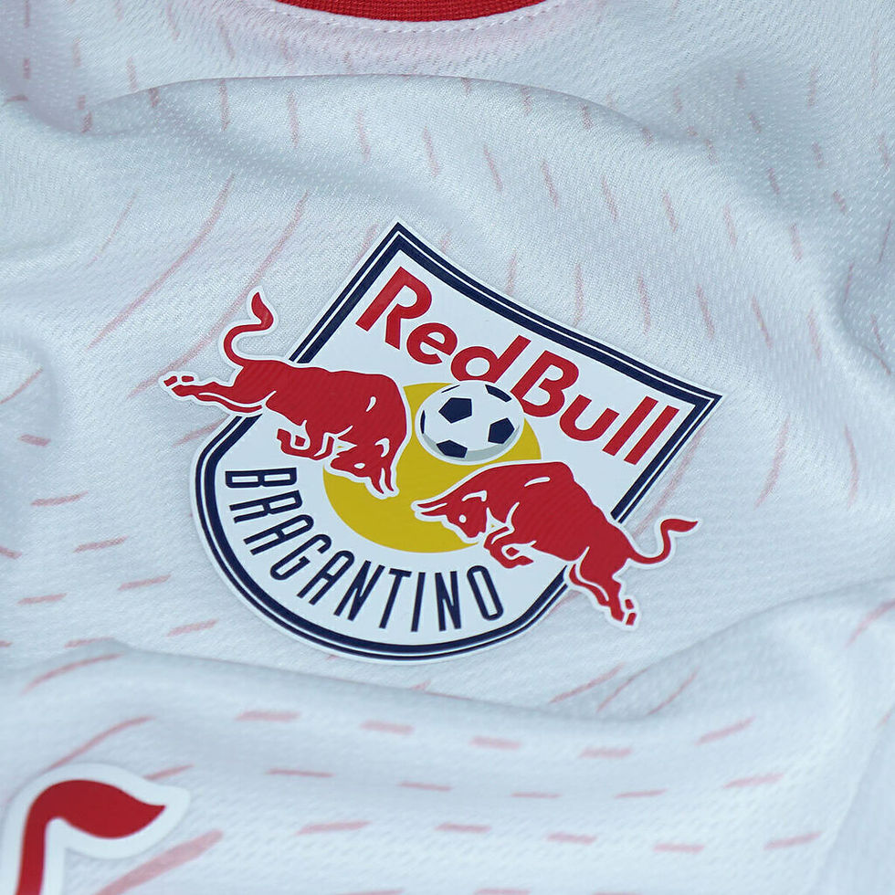 Miniatura: Camisa Red Bull Bragantino I 25/26 - Torcedor Puma Feminina - Branca com detalhe