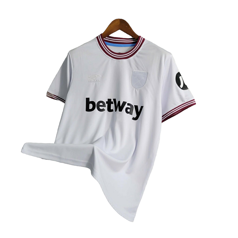 Miniatura: Camisa West Ham II 23/24 - Torcedor Umbro Masculina -Branca com detalhes vinho e