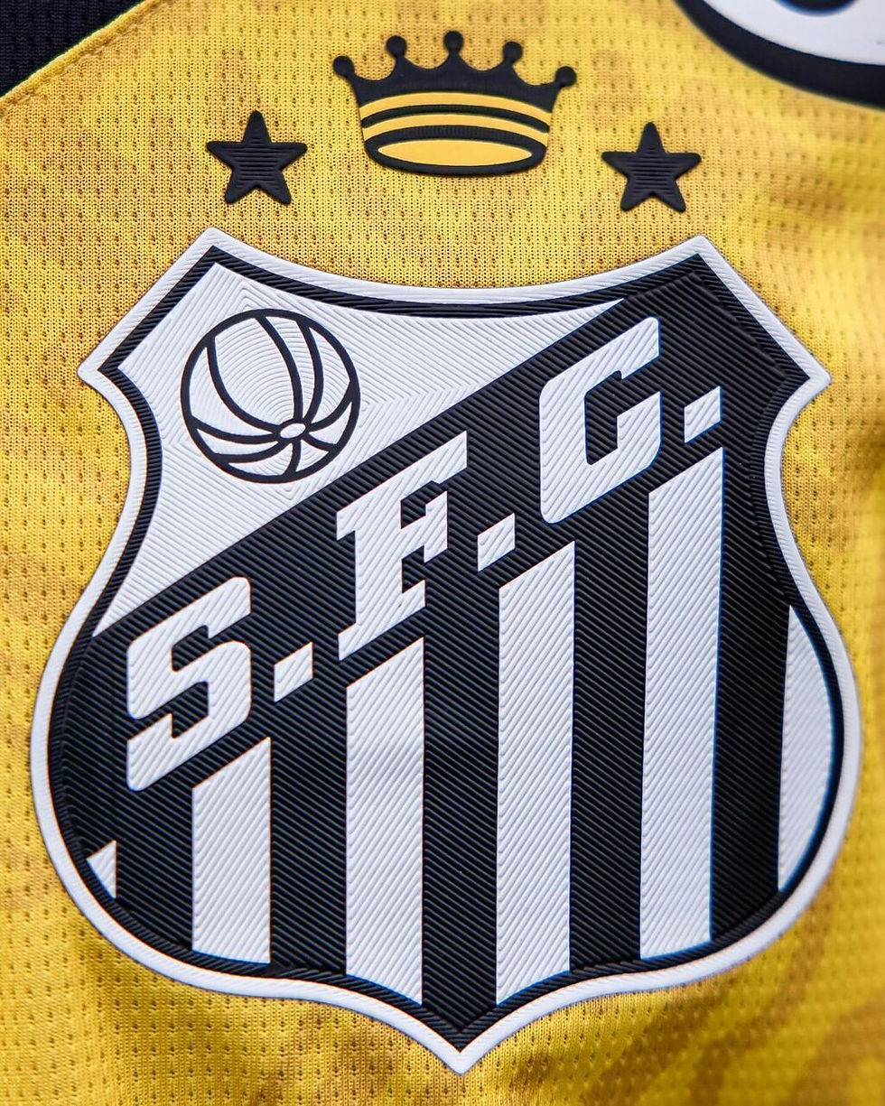Miniatura: Camisa Santos III 24/25 - Torcedor Umbro Masculina - Amarela com detalhes em pre