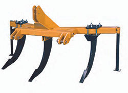 Gearmore GR and V-Ripper series for breaking hardpan and compacted soil in vineyards and orchards