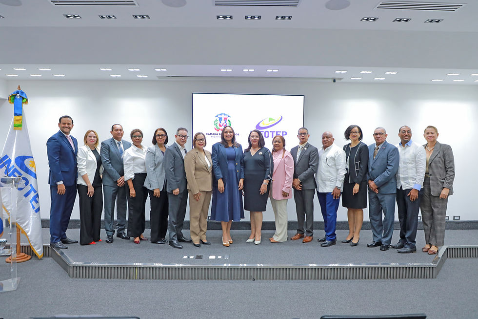 INFOTEP certifica a 267 colaboradores de la Cámara de Diputados en diferentes áreas del saber
