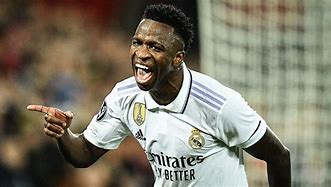 Cristiano Ronaldo diz que Vini Jr. merecia a Bola de Ouro: "Foi injusto"