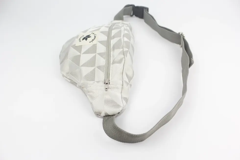 Miniature : Sac banane artisanal coloré argenté