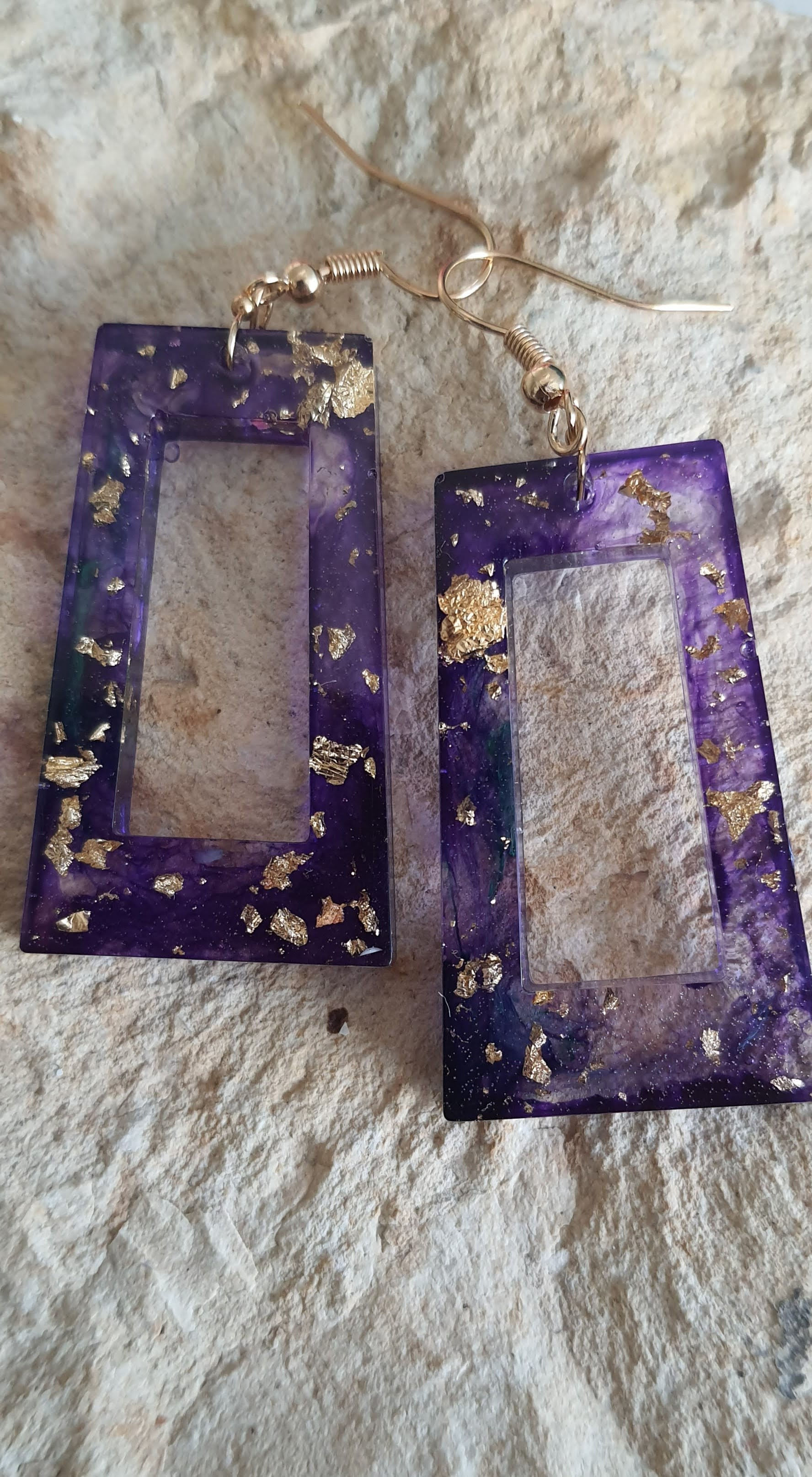 עגילי מלבן סגול וזהב