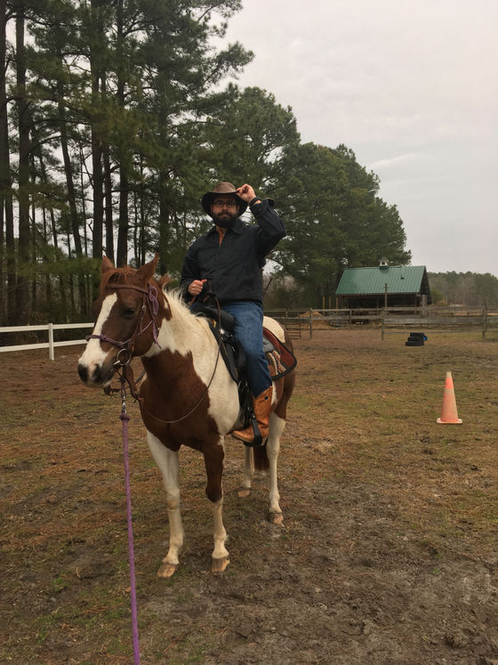 I visited a horse therapy farm!
