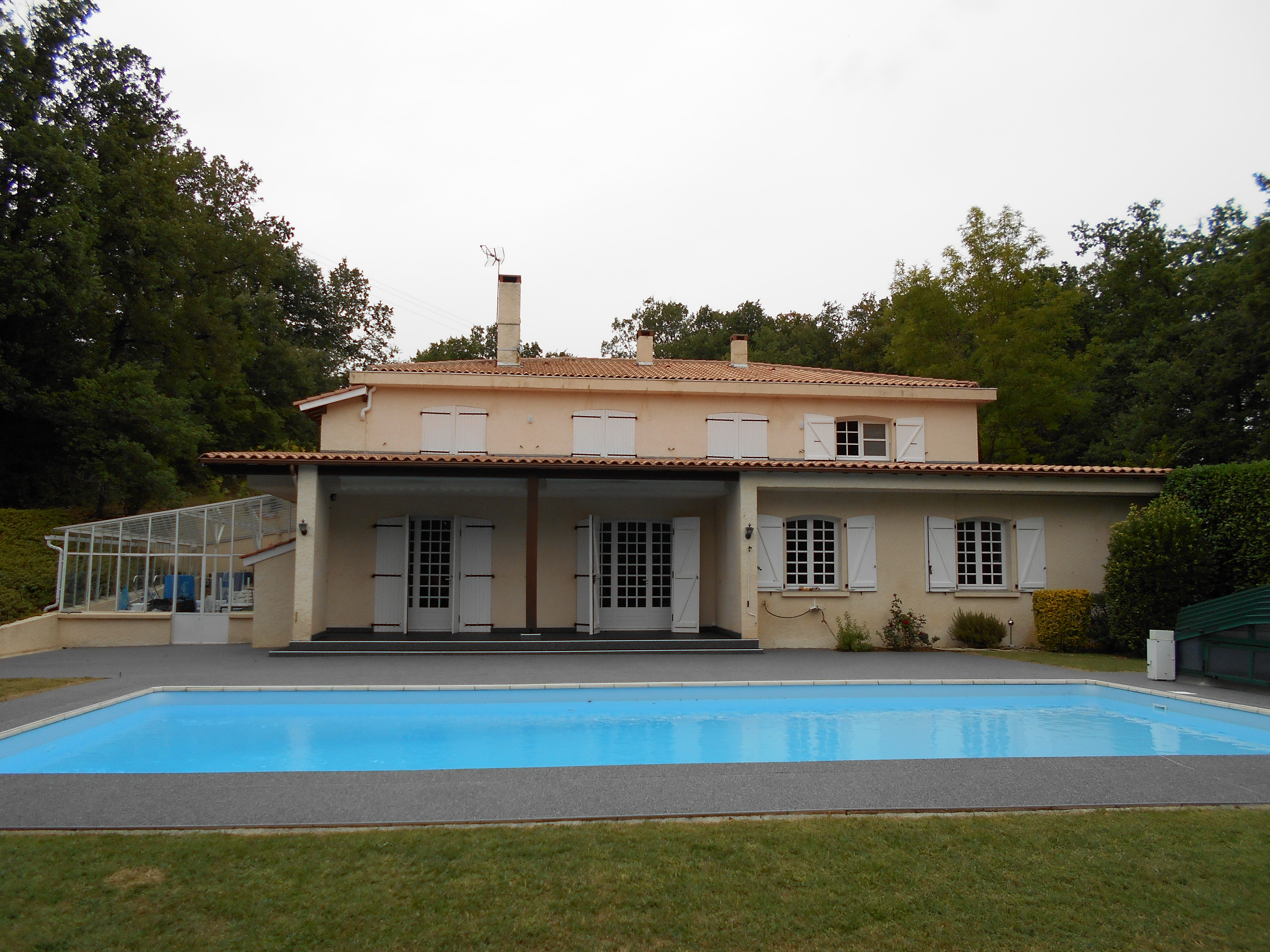 Tour de piscine à Samatan