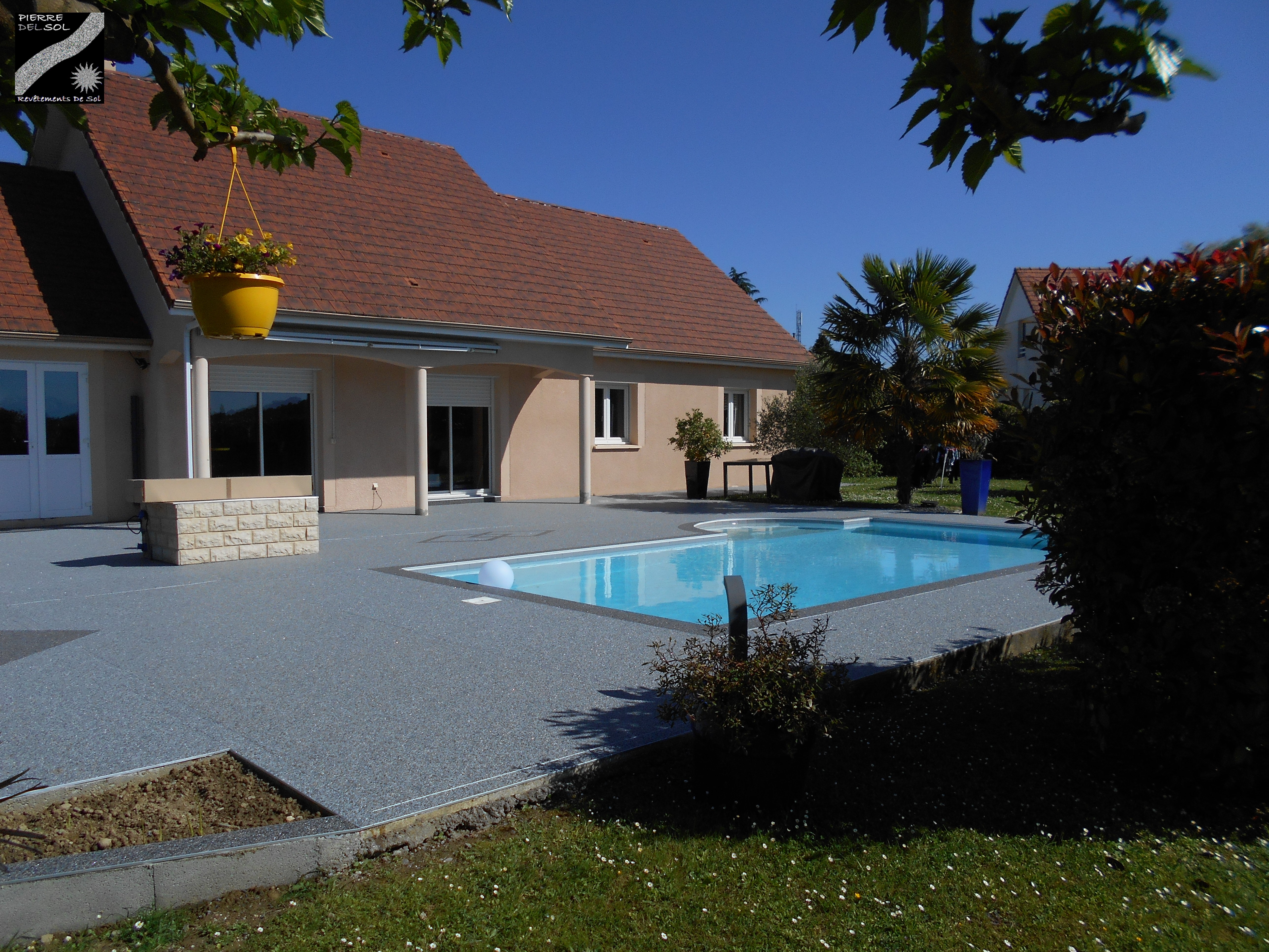 Plage piscine à Denguin (64)