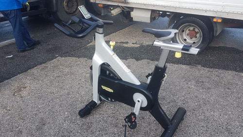 pulse fitness group cycle spin bike