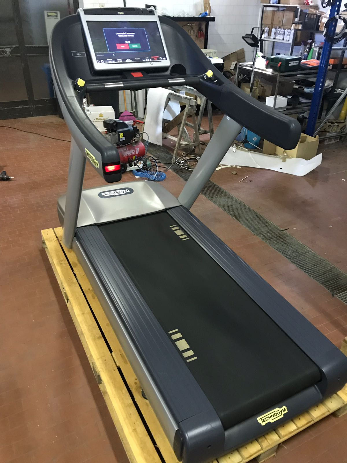 Run Now UNITY Technogym