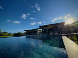 Elephant Spring Luxury Hotel