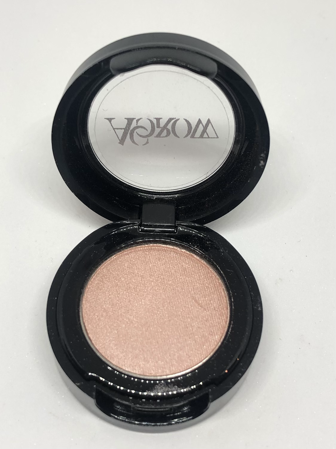 Eyeshadow HOAX