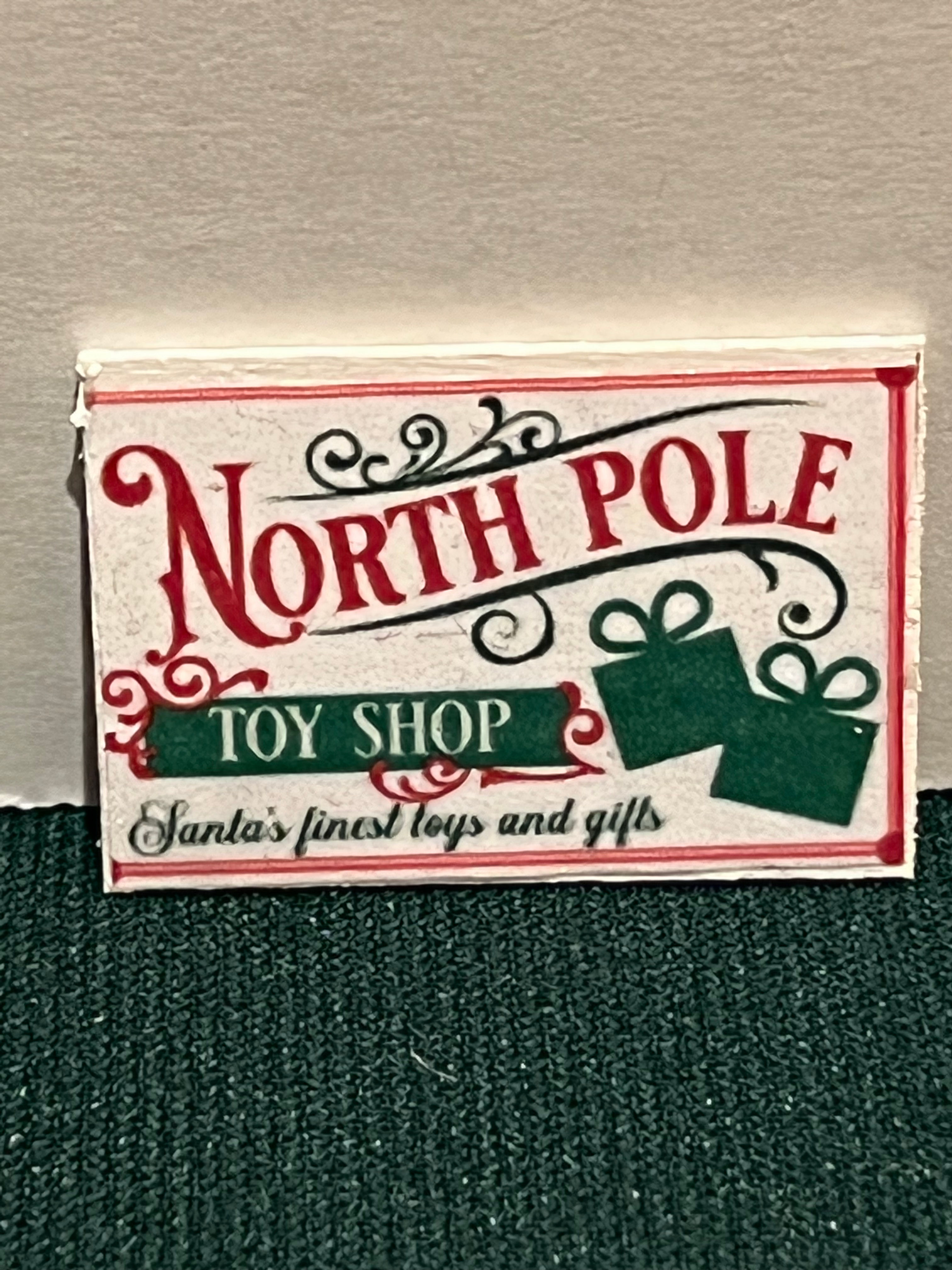 North Pole "Vintage" Sign