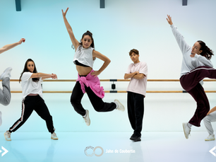 jovenes bailando