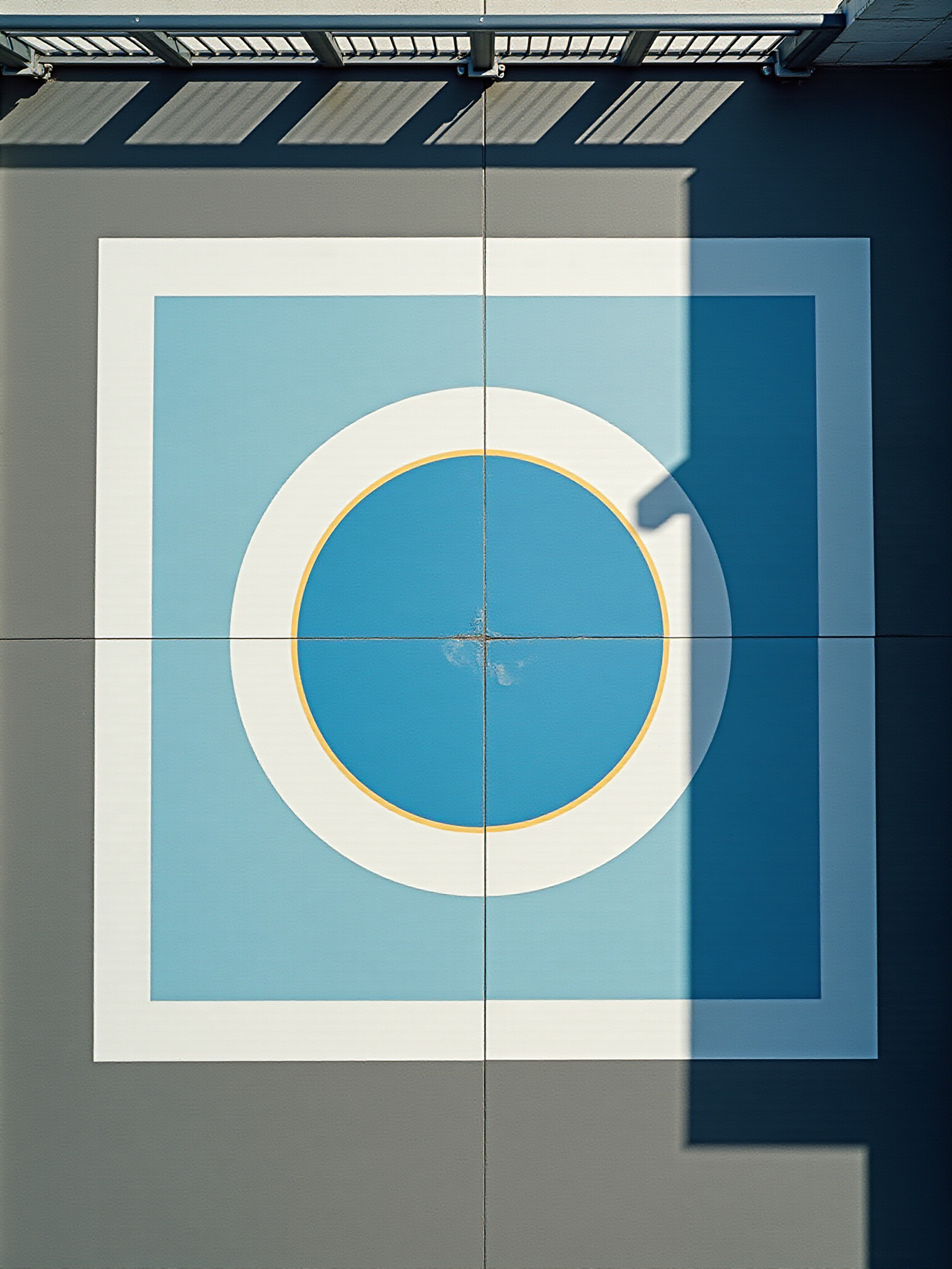 Design abstrato: círculo azul e branco