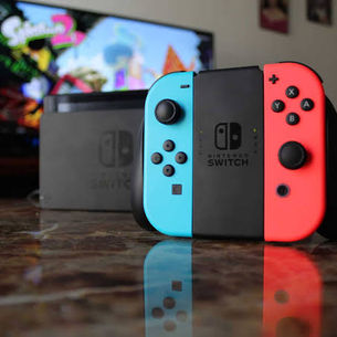 Switch vendeu mais de 800.000 unidades nos EUA em abril, mais do que PS4 e Xbox One combinados