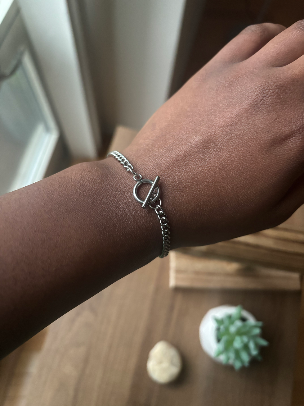 Thumbnail: Stainless Steel Chain Bracelet with Circular Shaped Closure