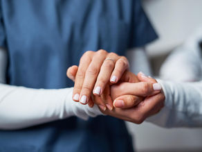 Compassion fatigue: spot it before shutdown — your 8‑pillar early‑warning playbook