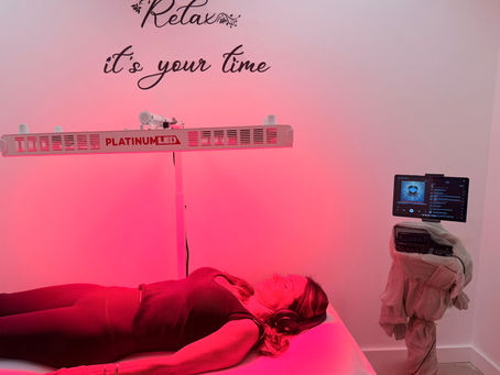 Red Light Therapy in Coral Gables: Benefits, & What to Expect