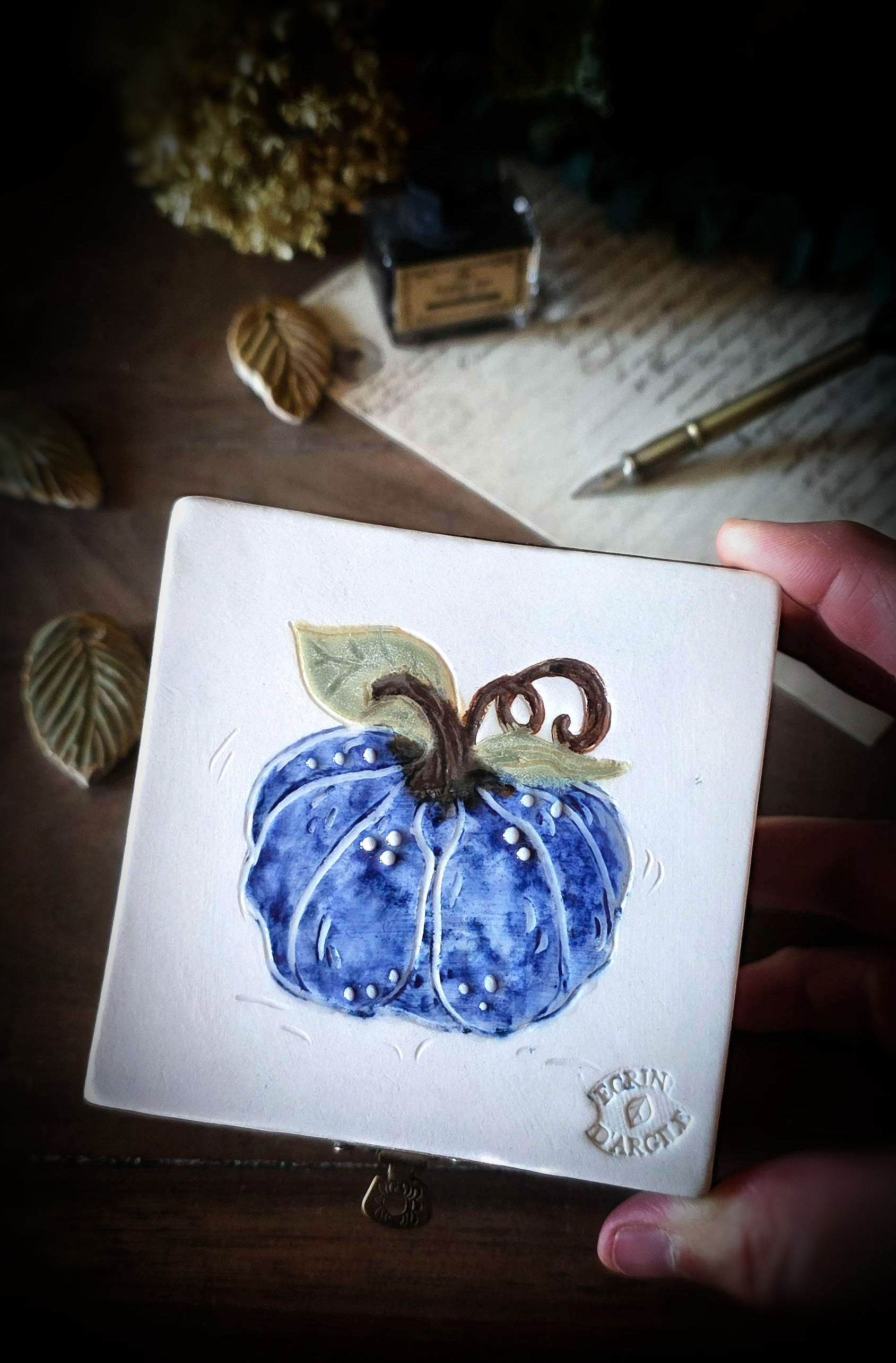 petite Boîte " Blue pumpkin " décor porcelaine PIECE UNIQUE