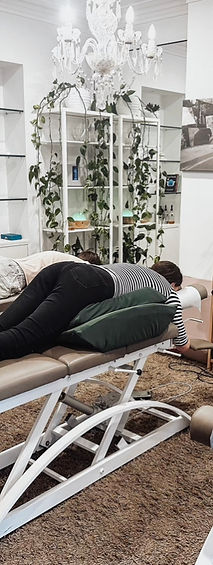 pregancy adjusting livelovelife chiropractic
