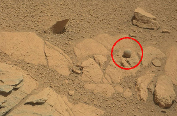 mysterious-round-rock-mars.jpg