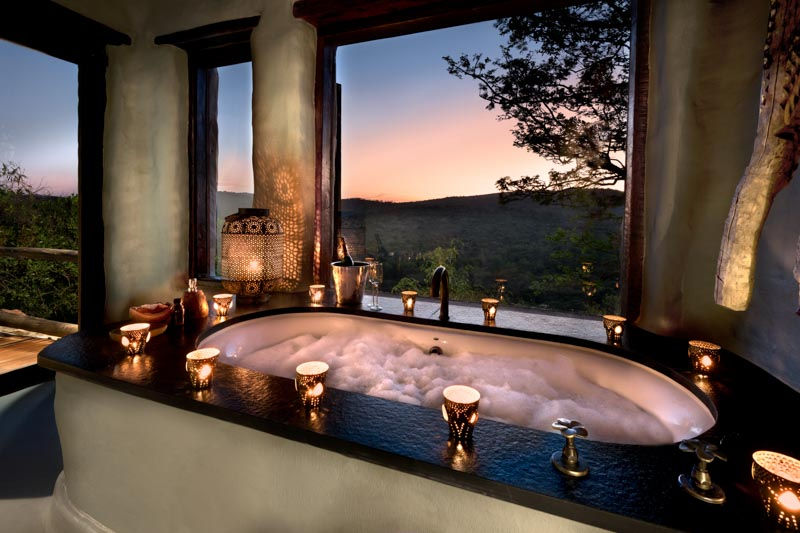 Phinda Rock Lodge guest bathroom