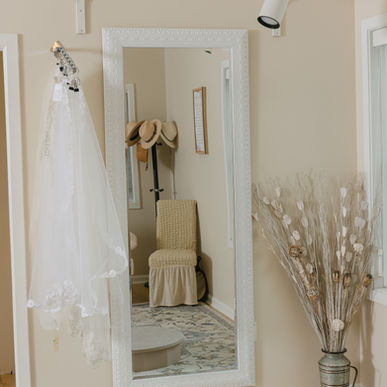 mariannes bridal outlet-4525.jpg