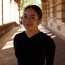 4B5A8159 (1) - Veronica Espinoza.jpg