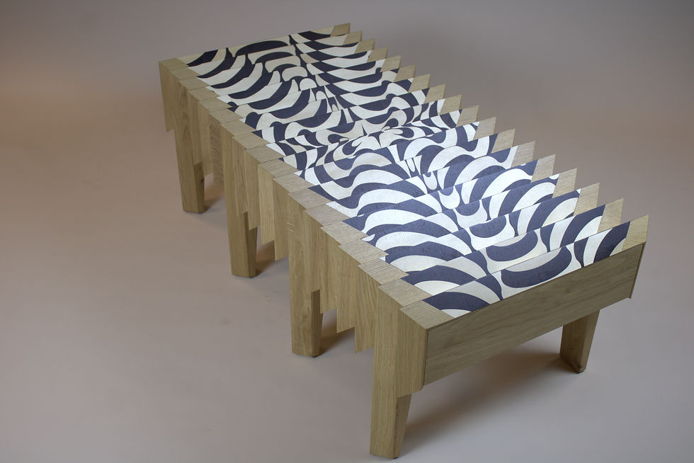 Thumbnail: Tavolo in metamorfosi  Spirale