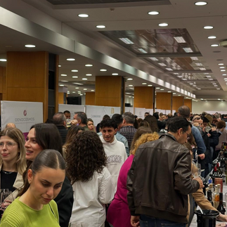 Το THESSALONIKI WINE SHOW 2026 επιστρέφει με 120+ οινοποιεία, 1.500 ετικέτες και κορυφαίους sommeliers, παρουσιάζοντας τις νέες τάσεις του ελληνικού και διεθνούς αμπελώνα.