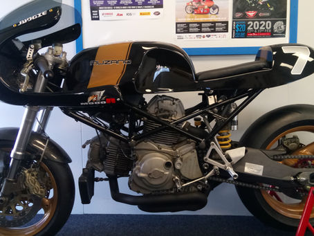 Muzano #7 Race bike
