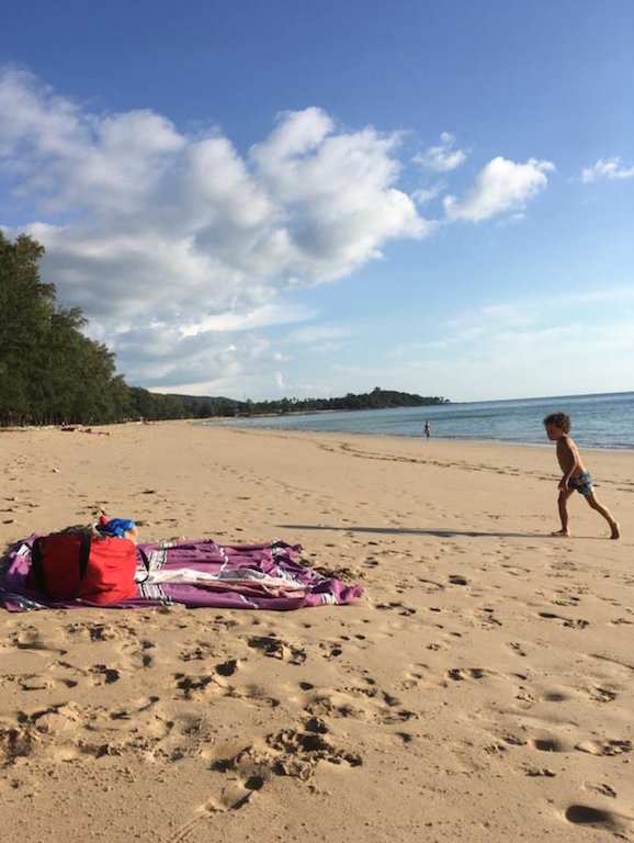 La plage déserte de Koh Lanta