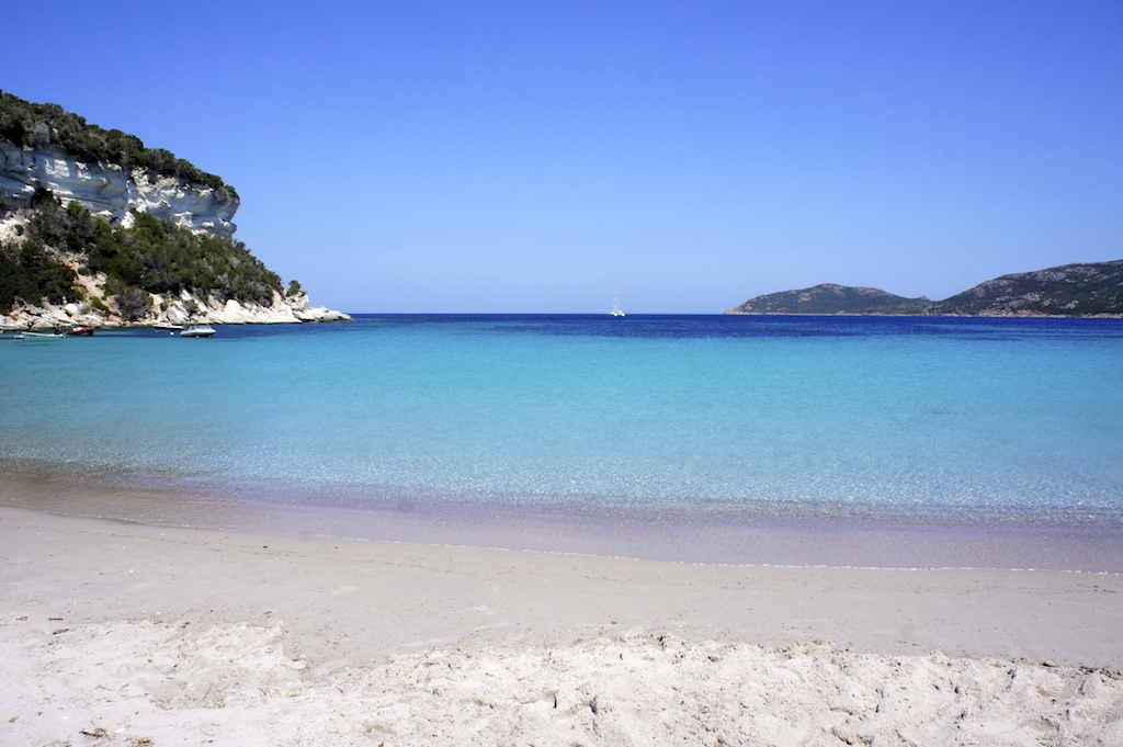 Les Plages Secrètes Du Sud De La Corse