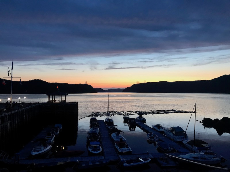 Coucher de soleil sur le fjord du Saguenay depuis la Casta Fjord