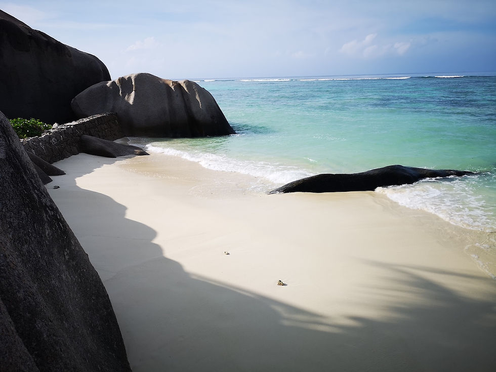 Plage de la Digue aux Seychelles