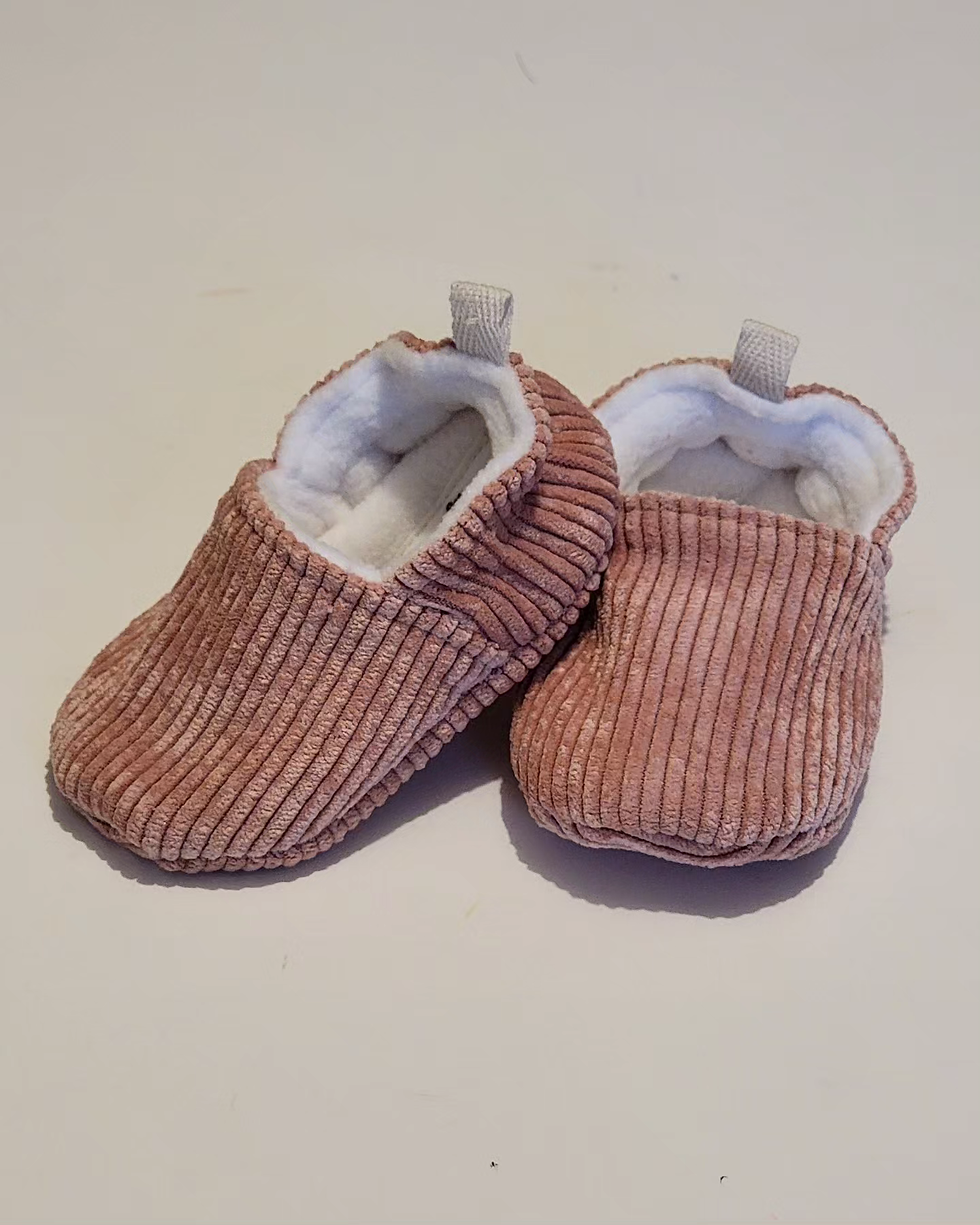Miniature : Chaussons velours cotelé (4 couleurs au choix)