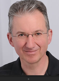 H.W. Gößling in Farbe Längsformat.jpg