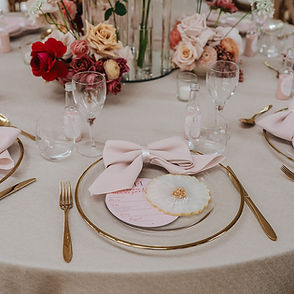 lacey_lewis_larmer_tree_gardens_wedding_photography-703 (1).jpg