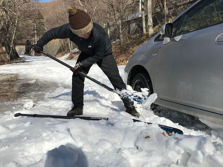 SUPに行って車が雪にスタック