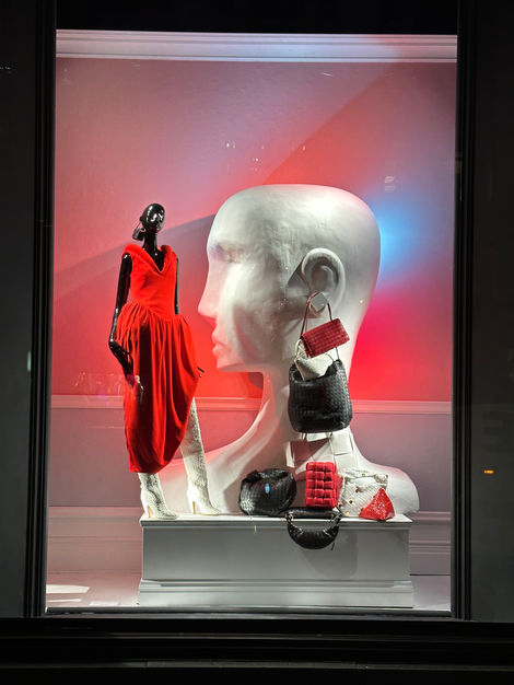 Bergdorf Goodman - 2024