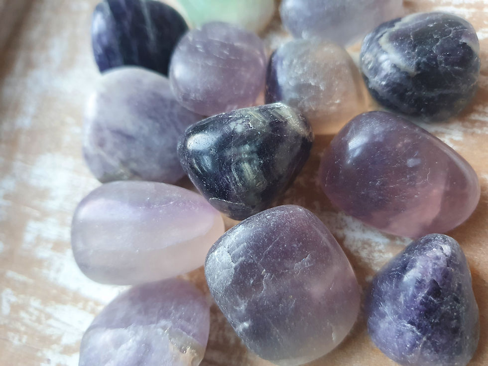 Thumbnail: Fluorite tumblestone 