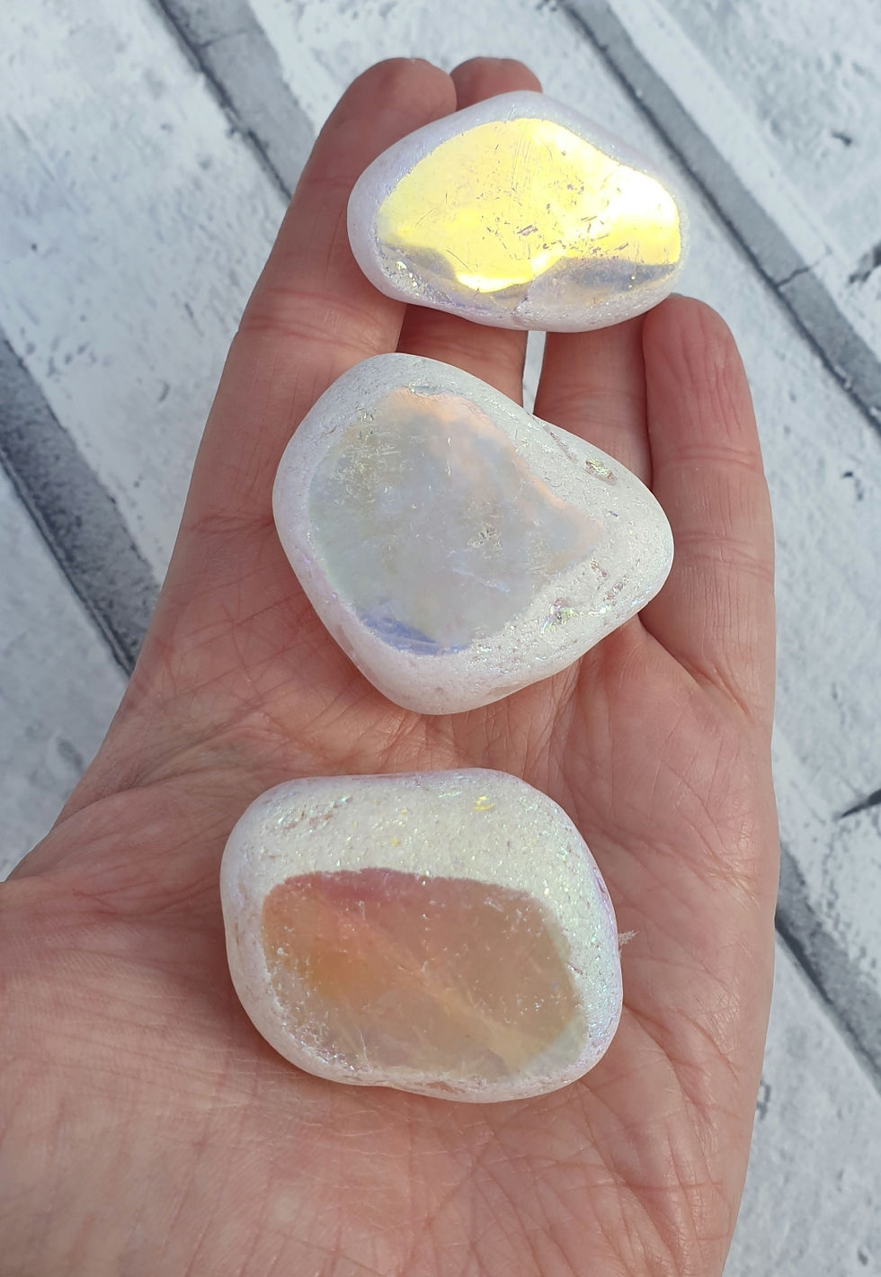 Thumbnail: Rose Aura Quartz dragon egg