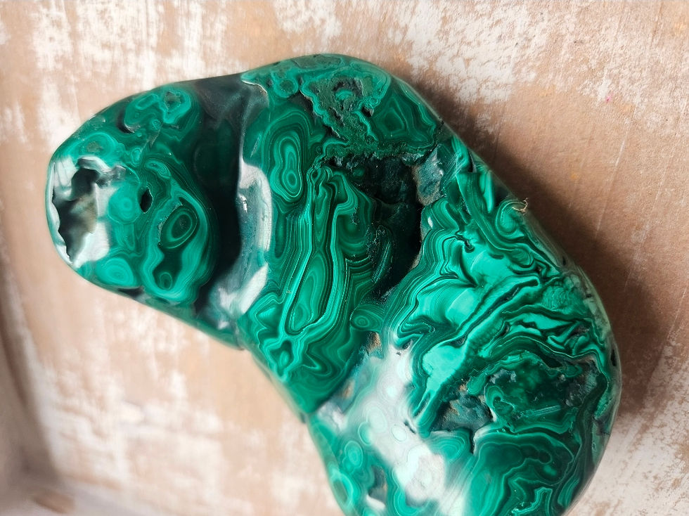 Thumbnail: Malachite freeform 