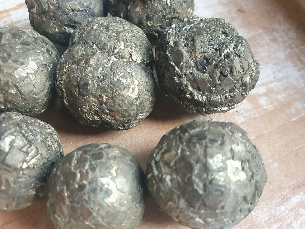 Thumbnail: Pyrite egg