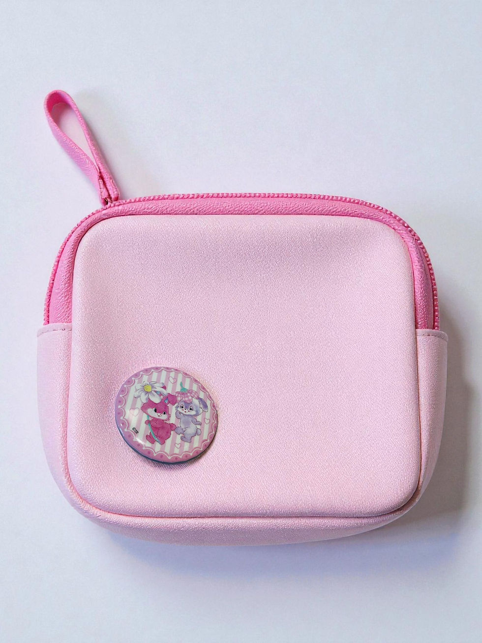 Thumbnail: Pastel kawaii animal illustration badge from Japan